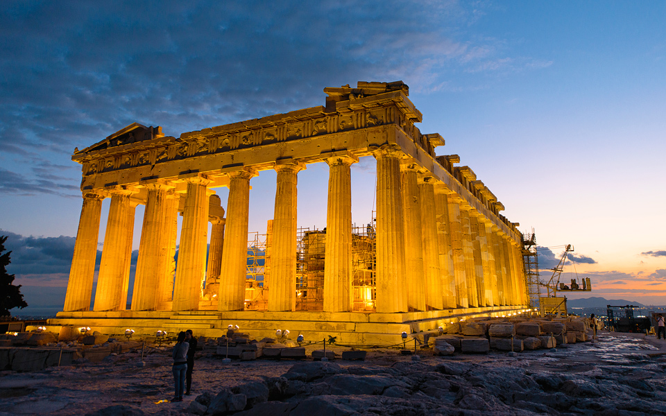 is april a good time to visit athens