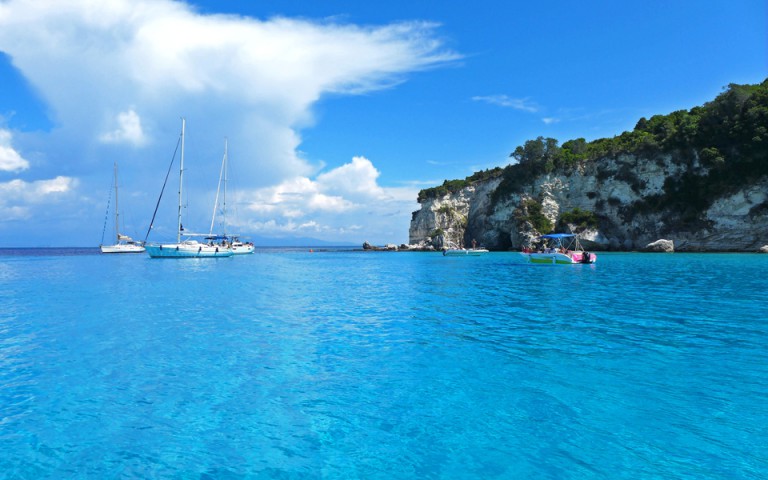 PAXOI_VOUTOUMI - Greece Is