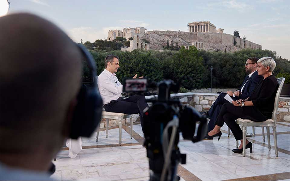 Greece Expecting Many More Tourists This Year Pm Tells Bild Greece Is