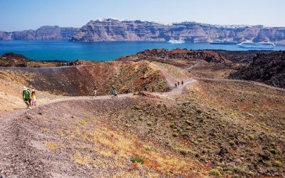 Excursion over the lava fields of Santorini's volcano - Greece Is